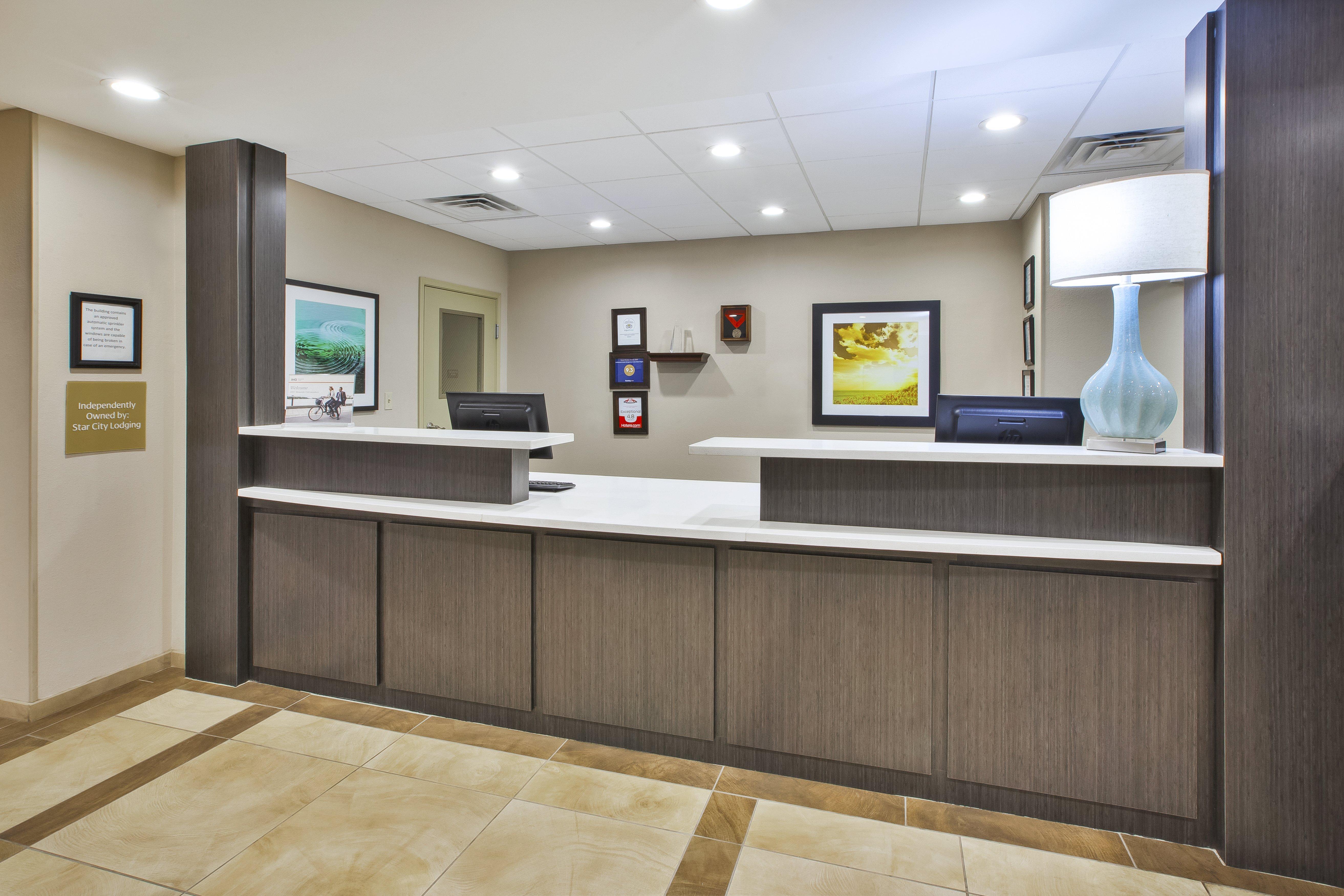 Candlewood Suites Morgantown-Univ West Virginia By Ihg Westover Esterno foto
