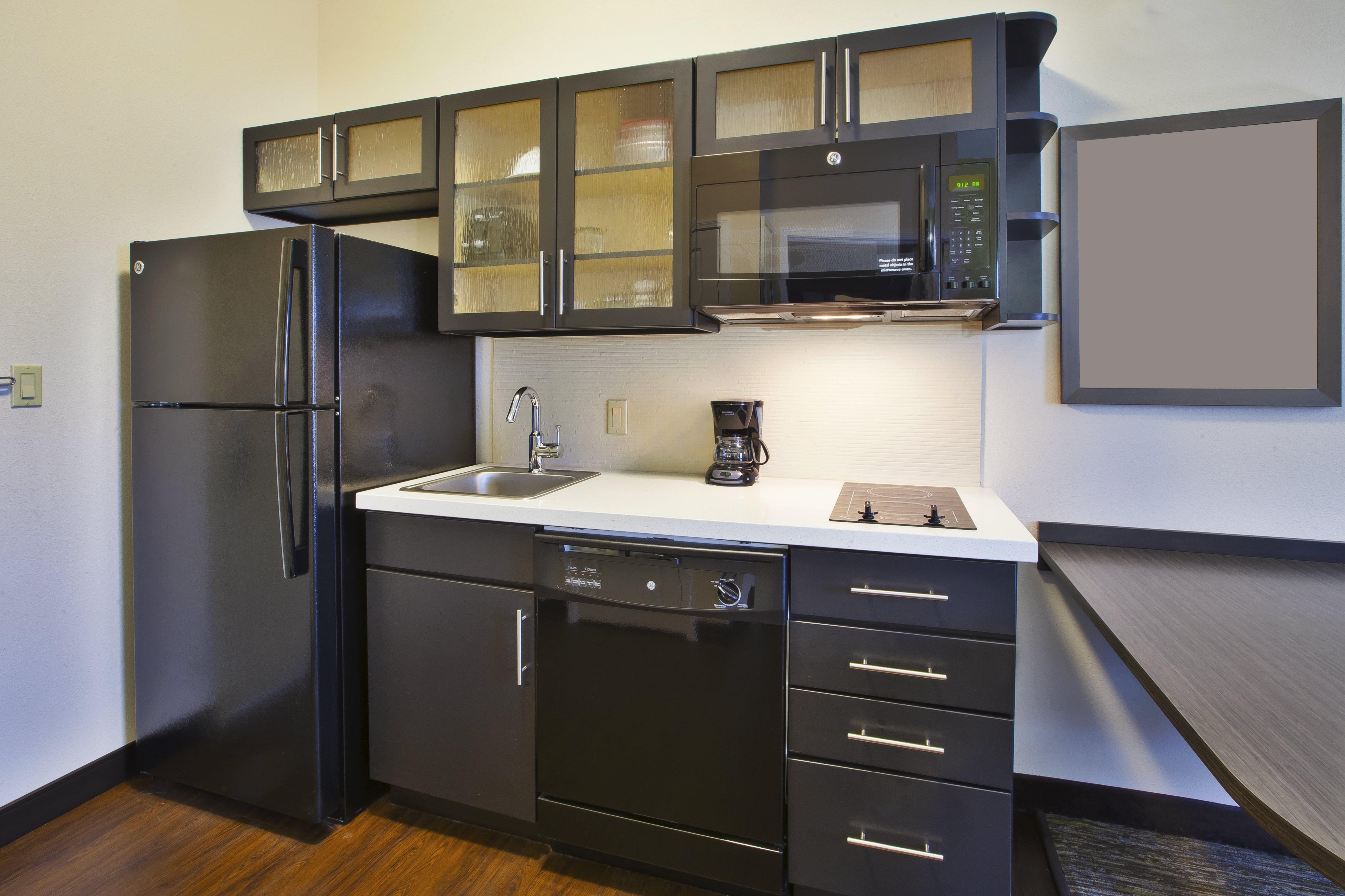 Candlewood Suites Morgantown-Univ West Virginia By Ihg Westover Esterno foto