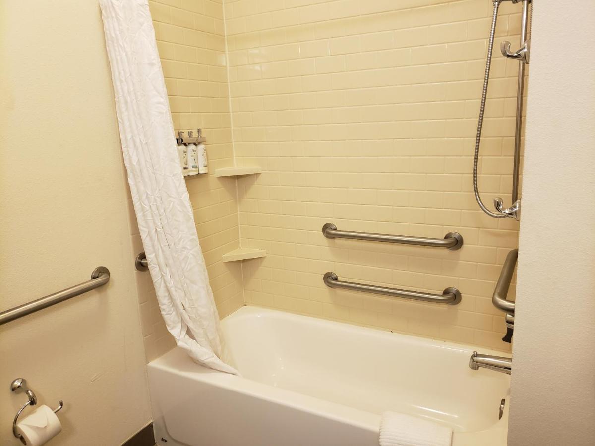 Candlewood Suites Morgantown-Univ West Virginia By Ihg Westover Esterno foto