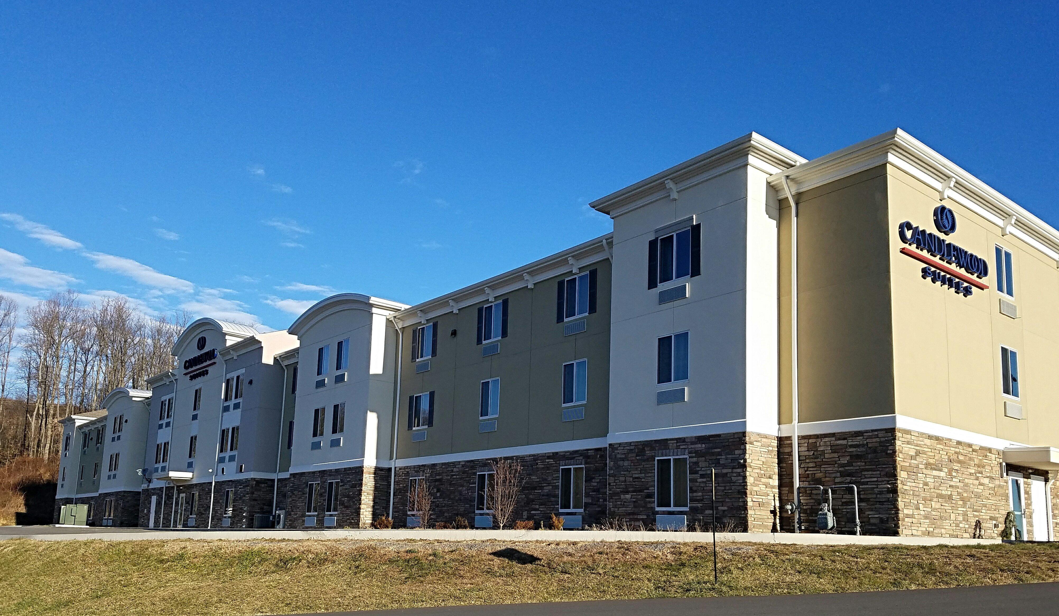 Candlewood Suites Morgantown-Univ West Virginia By Ihg Westover Esterno foto
