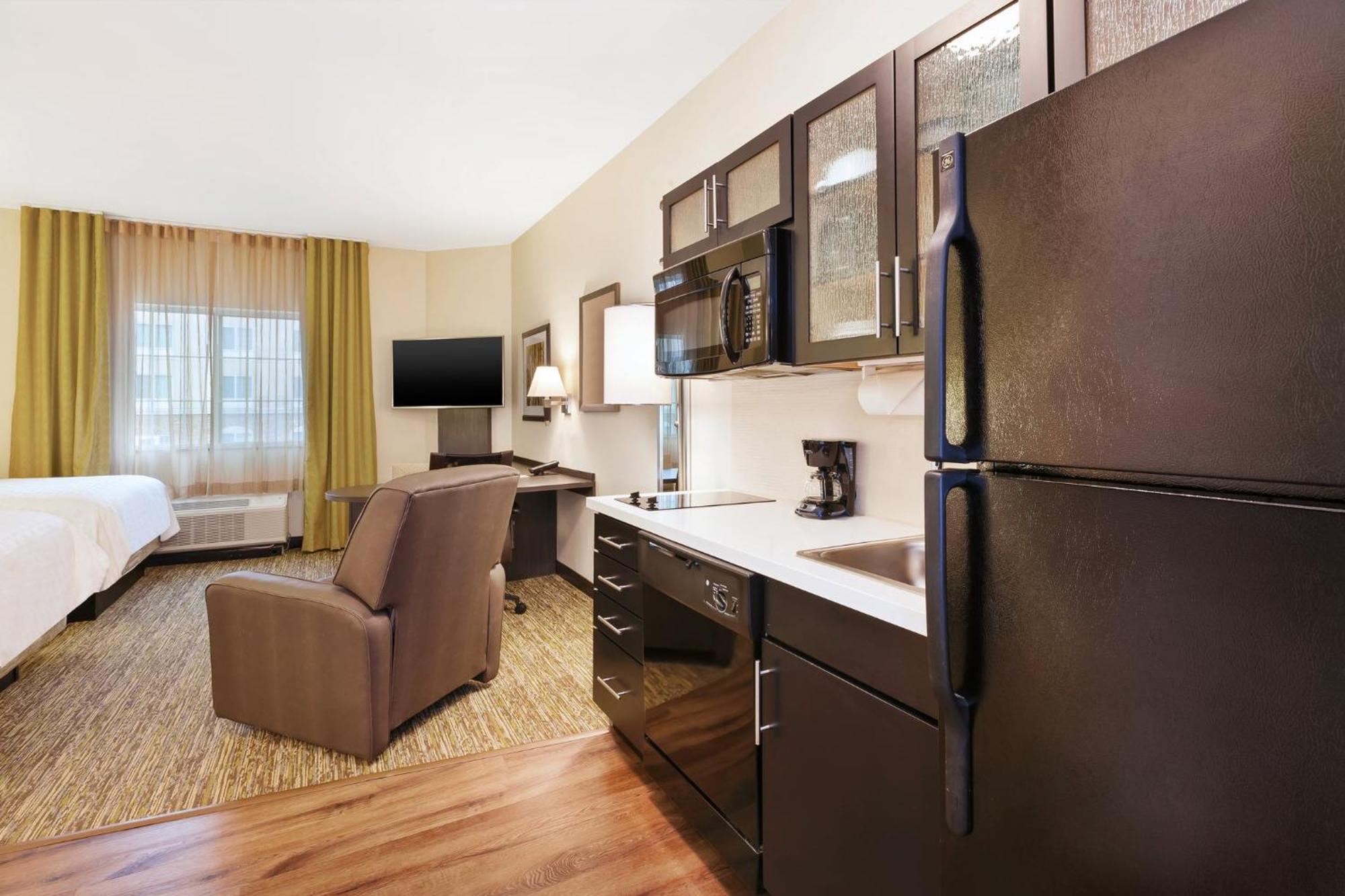 Candlewood Suites Morgantown-Univ West Virginia By Ihg Westover Esterno foto